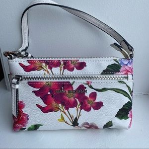 Dana Buchman small purse